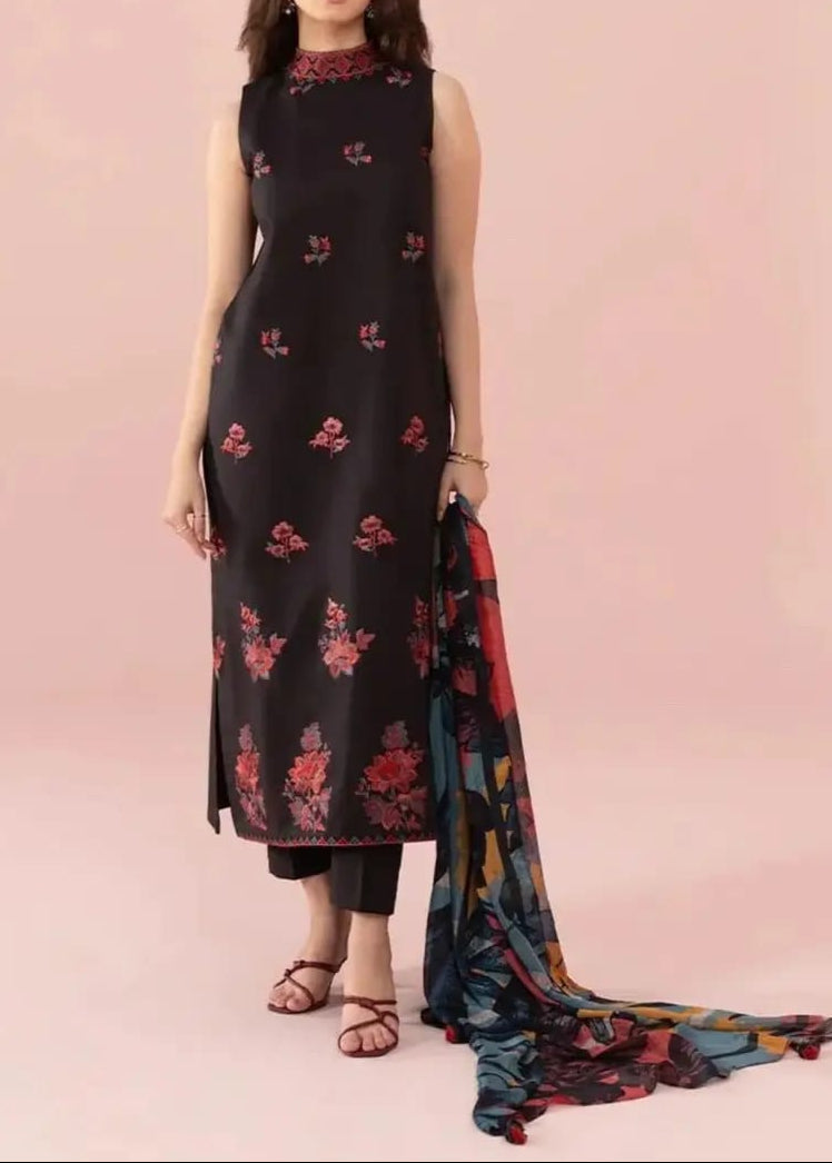 SMT W660-Embroidered 3pc khaddar Dress With Printed Karandi shawl.