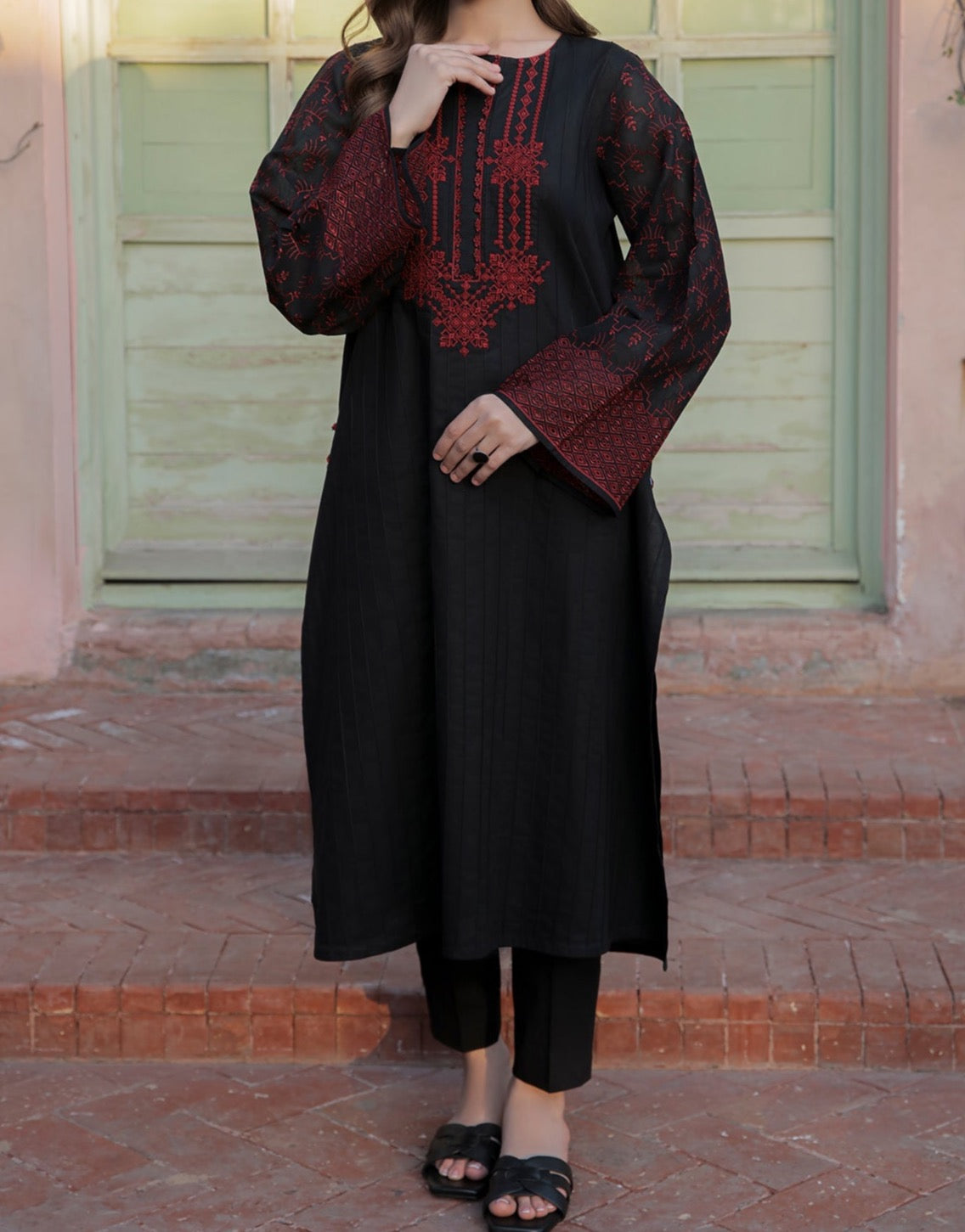 SMT S416 -Embroidered 2pc lawn dress