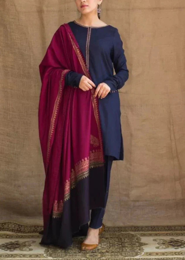 SMT W519-Embroidered 3pc marina dress with Printed shawl.