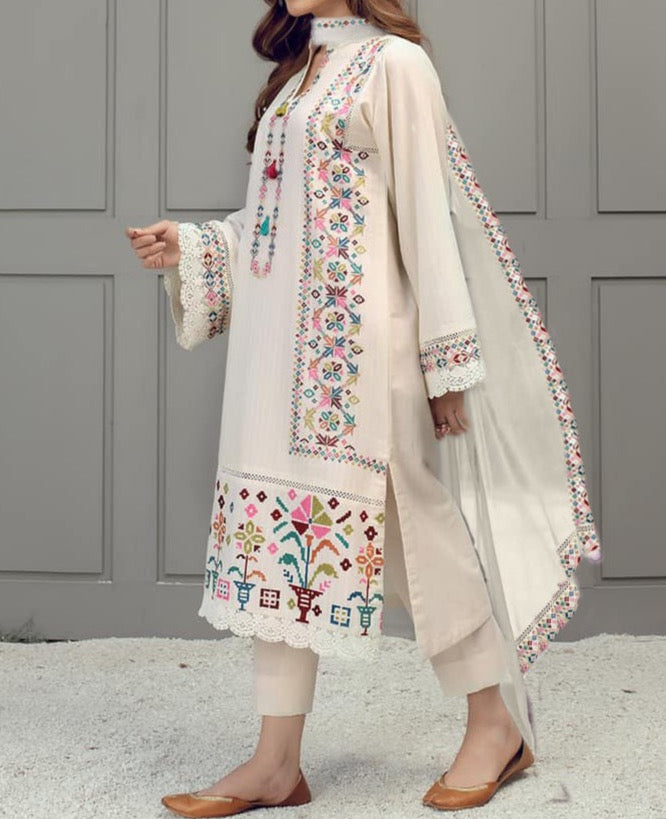 SMT S545- Embroidered 3pc lawn dress with Embroidered Chiffon dupatta.