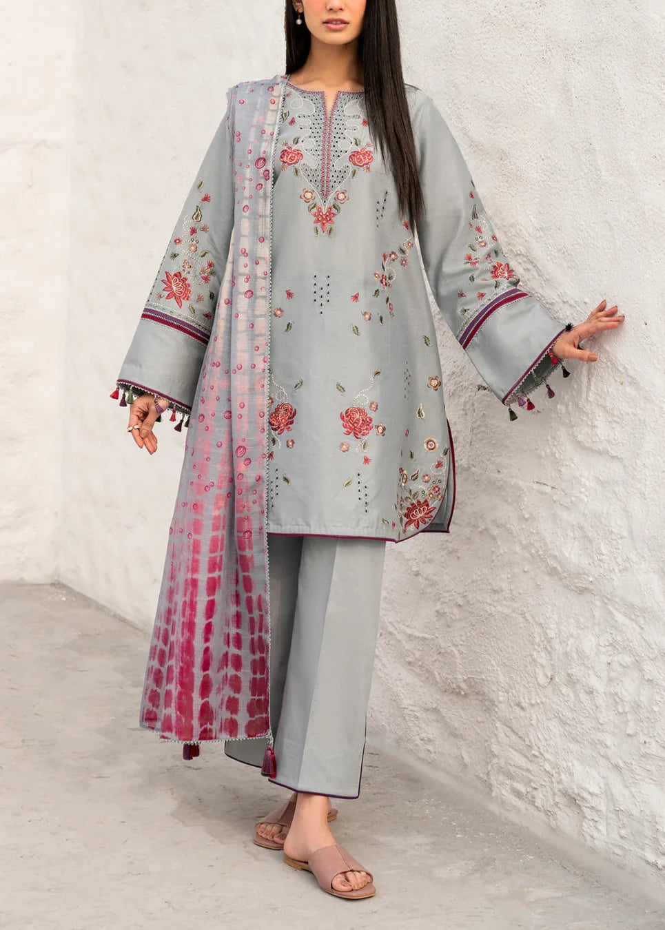 SMT S1063-Embroidered 3PC Lawn Dress With Printed Munar Dupatta.