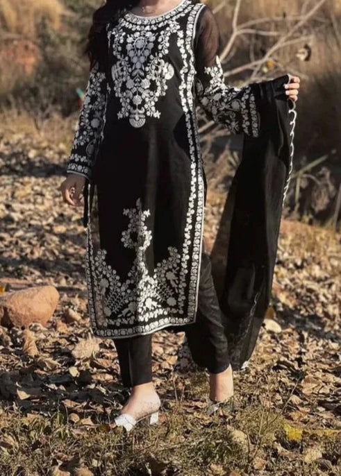 SMT W736-Embroidered 3pc Marina Dress With Embroidered Chiffon Dupatta