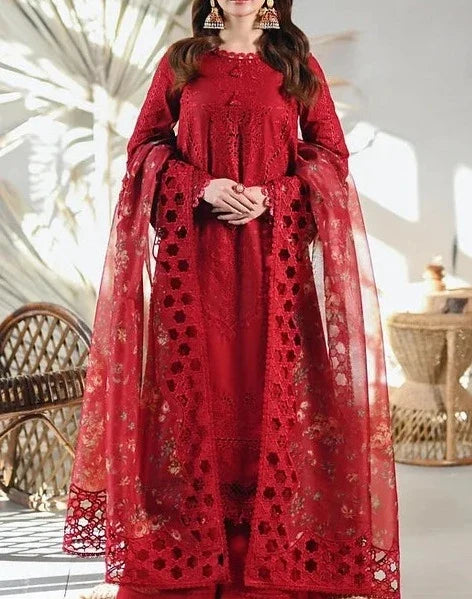 SMT S632-Embroidered 3PC Chickan Lawn with Embroidered Organza dupatta.