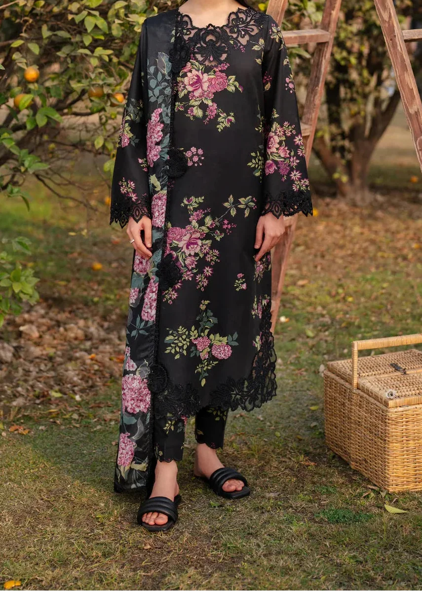SMT S1302 - Printed & Embroidered 3pc Lawn Dress With Digital Printed Chiffon Dupatta.