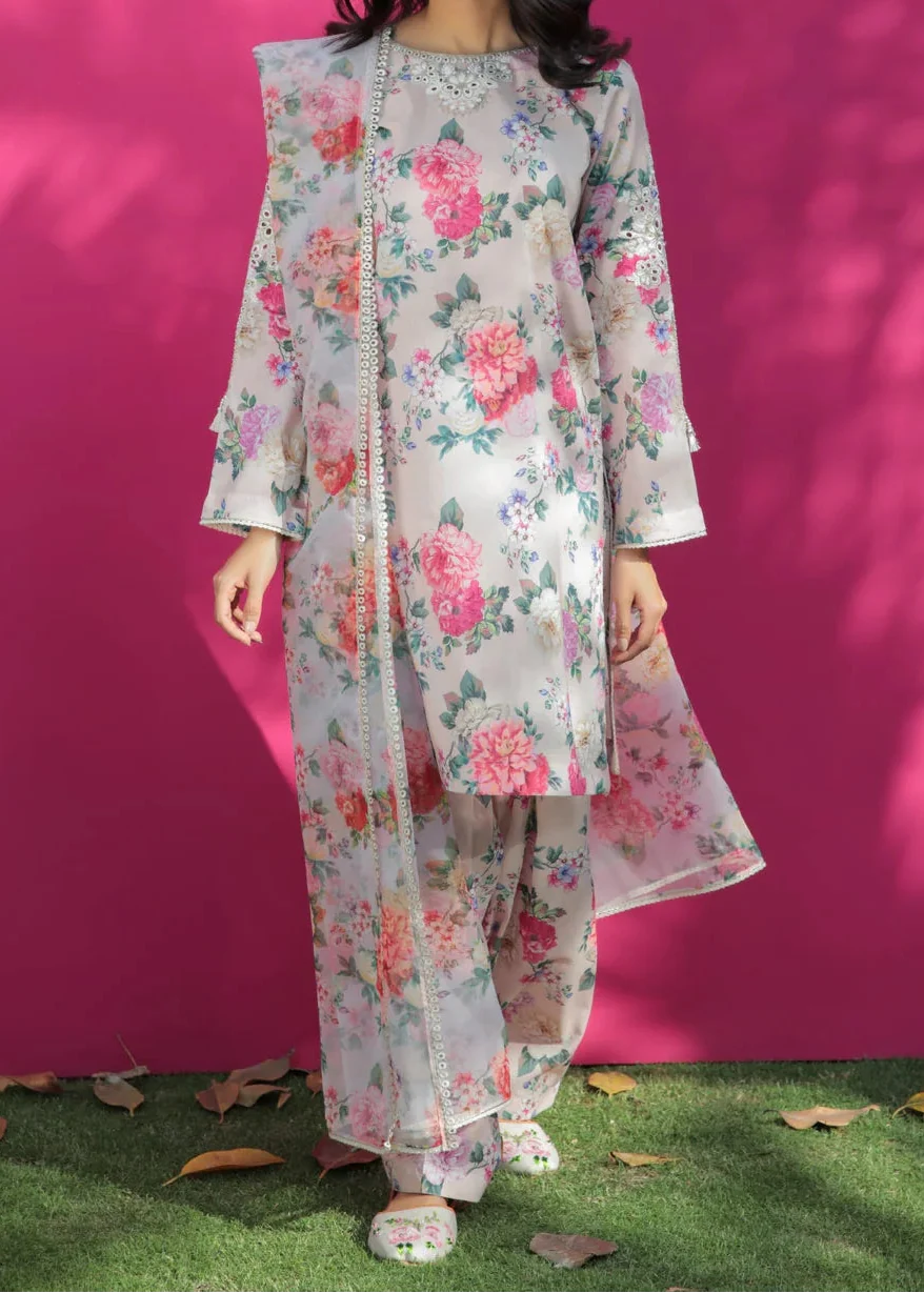 SMT W803 - Digital Printed 3pc Karandi Dress With Digital Printed Karandi Shawl.
