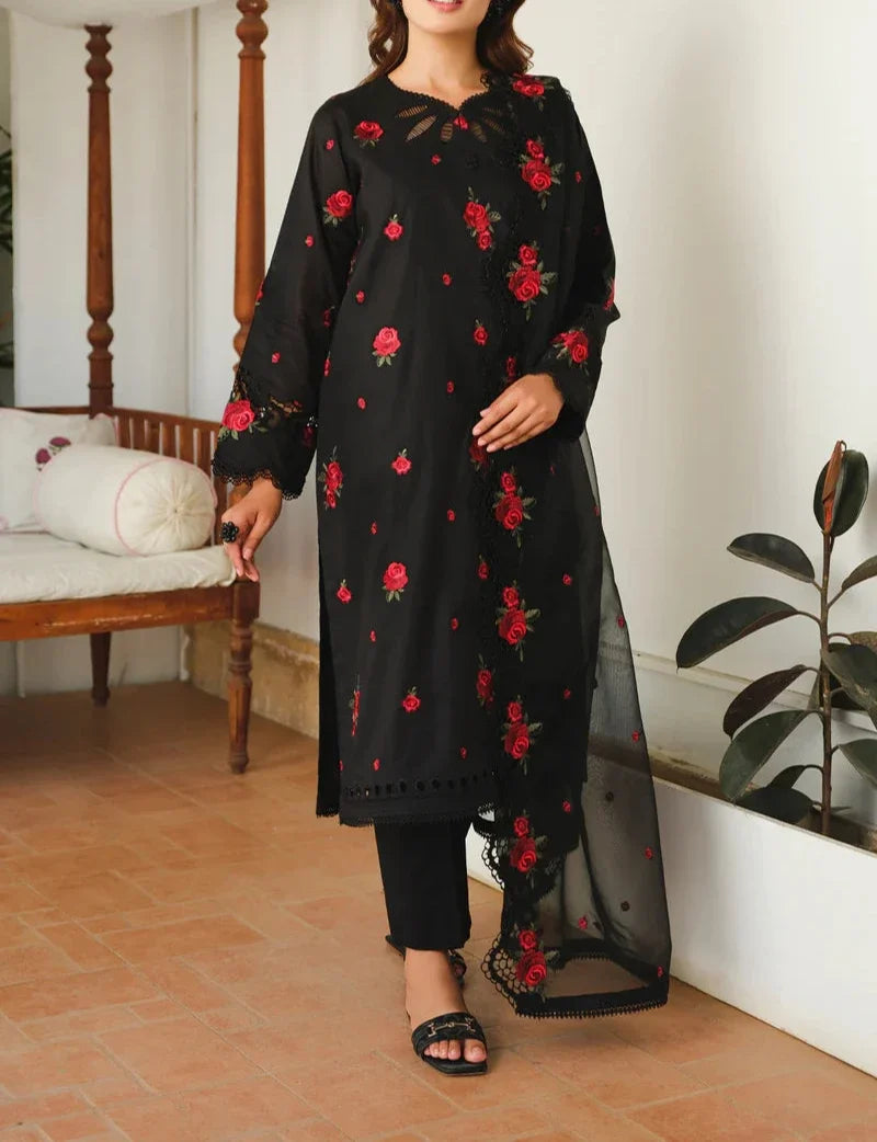 SMT S783-Embroidered 3pc lawn dress with Embroidered chiffon dupatta.