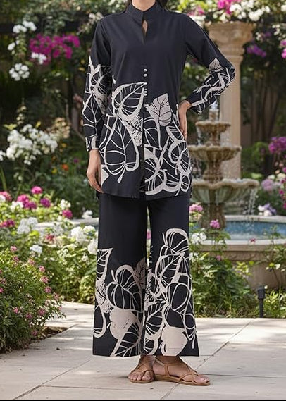 SMT W983- Digital Printed 2pc Karandi Dress.