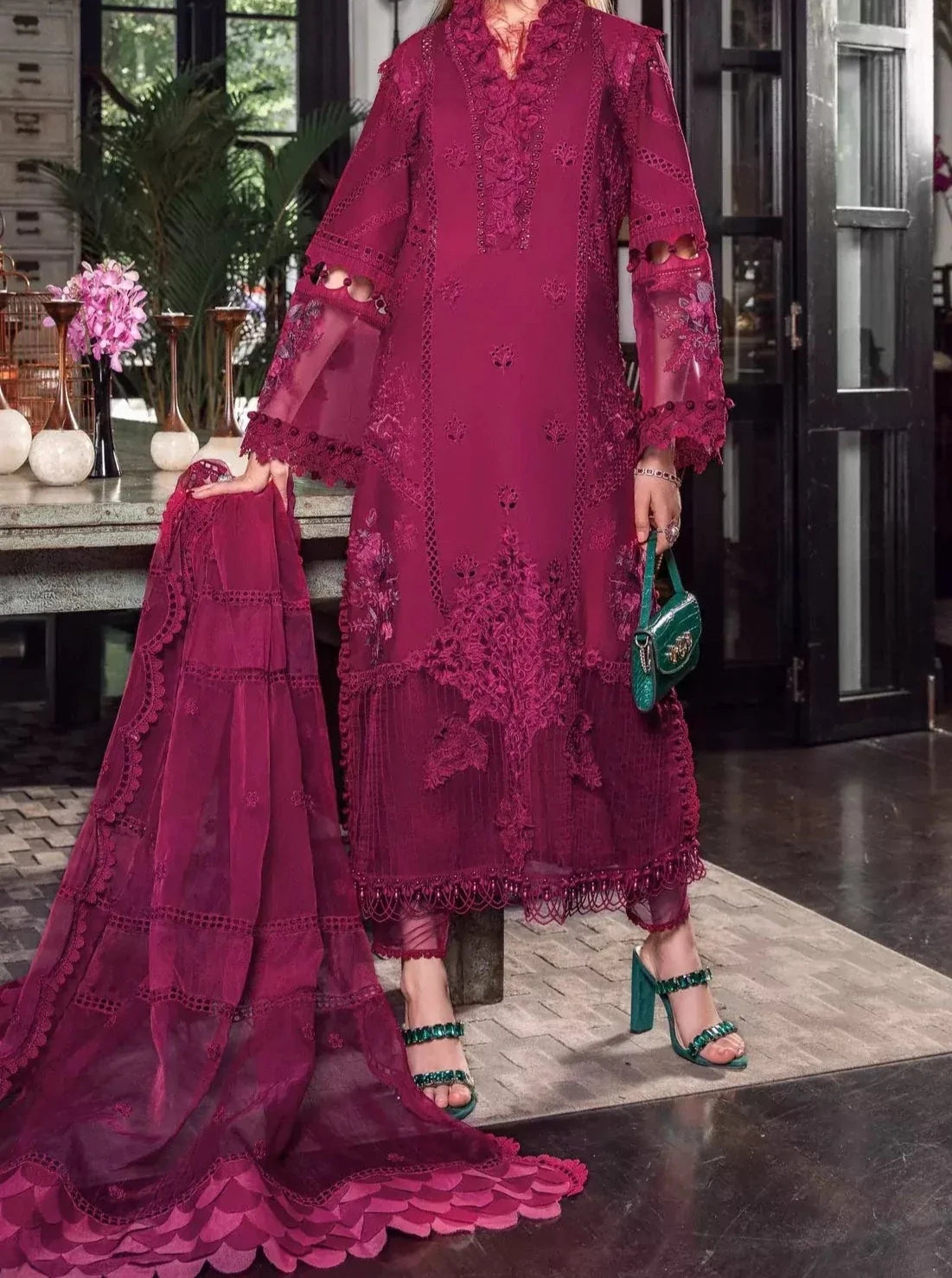 SMT S672-Shifli Embroidered 3pc lawn dress with Embroidered Organza dupatta.