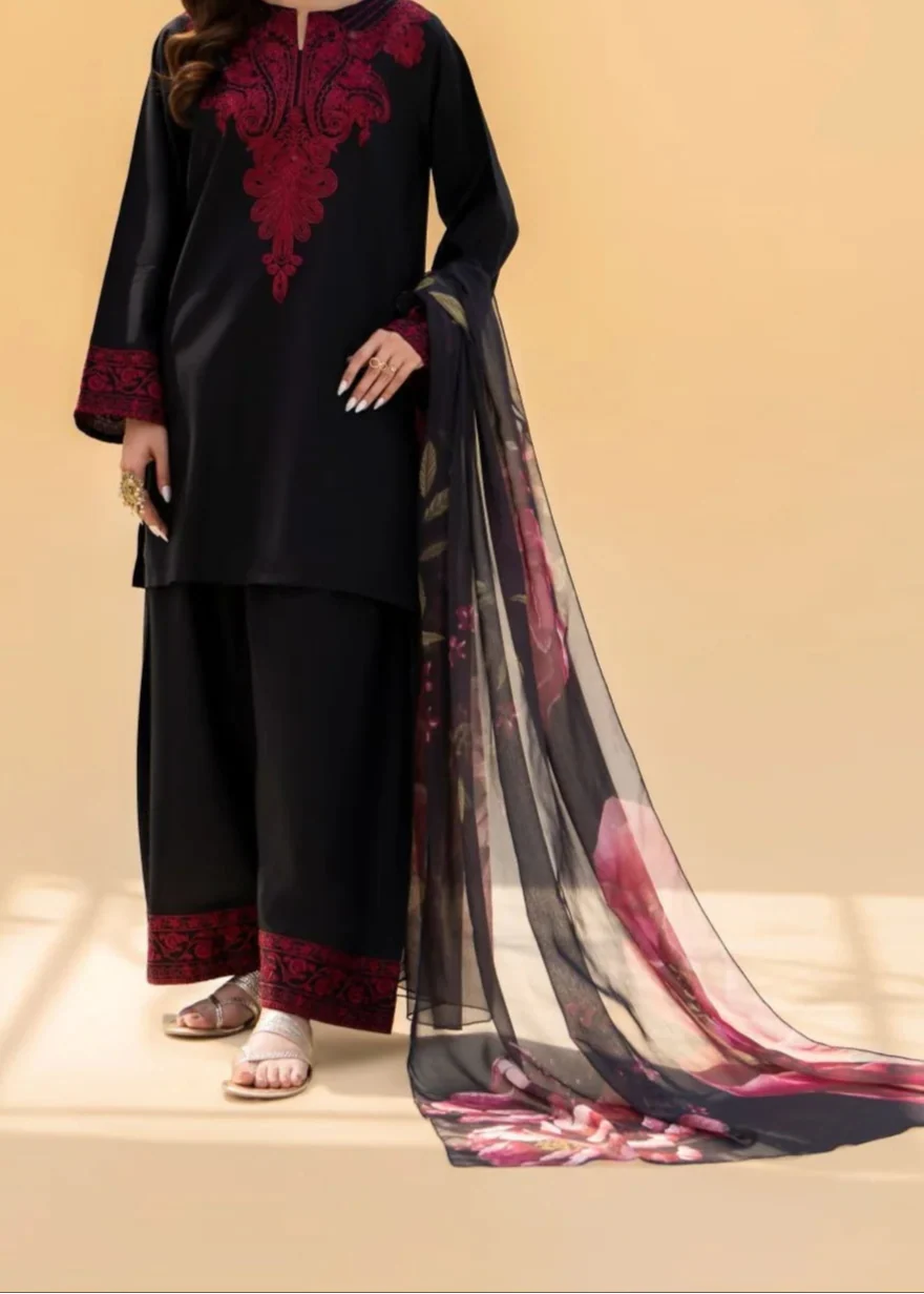 SMT S1285-Embroidered 3pc Lawn Dress With Printed Munar Dupatta.