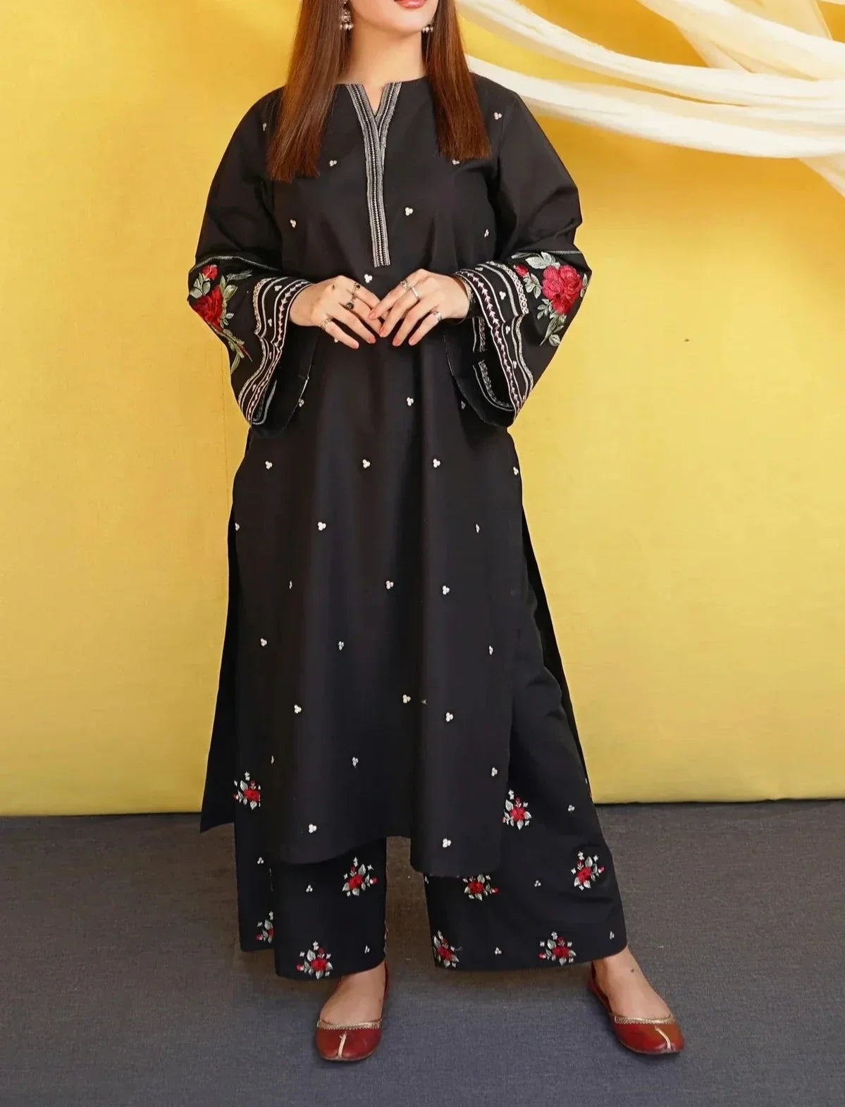 SMT S793-Embroidered 2pc lawn dress.
