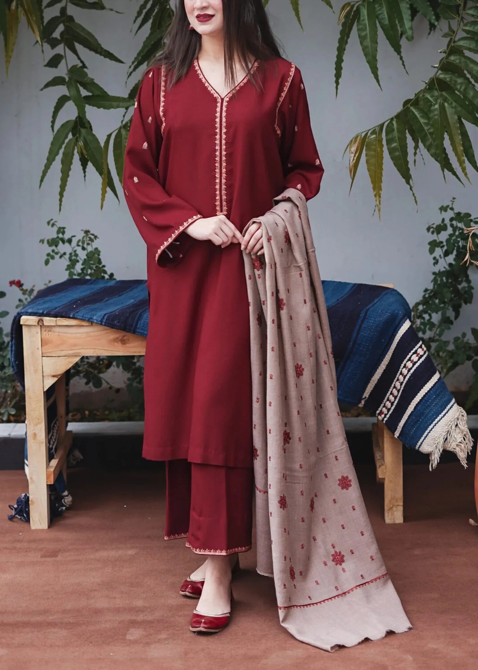 SMT W509-Embroidered 3pc marina dress with Embroidered marina Shawl.
