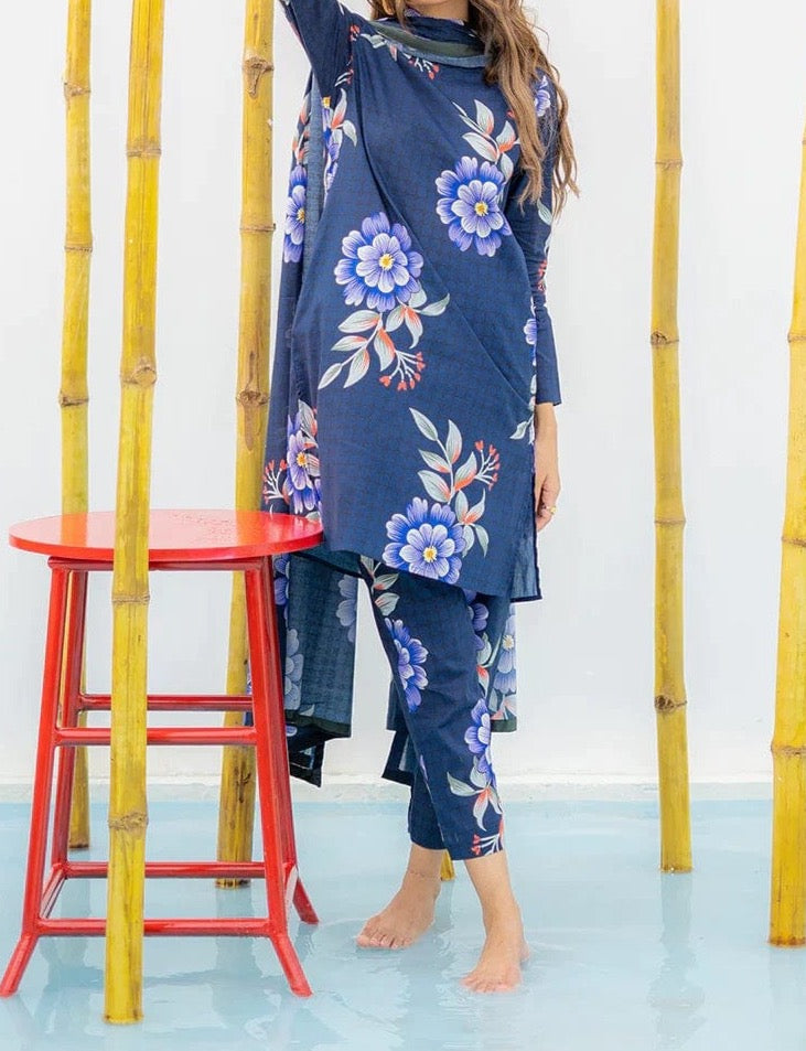 SMT w05- Printed 3pc silk dress with printed organza dupatta