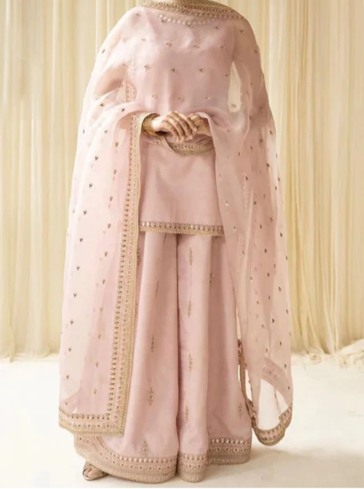 SMT S1211-Embroidered 3pc Sequence Lawn Dress With Embroidered Sequence Organza Dupatta.