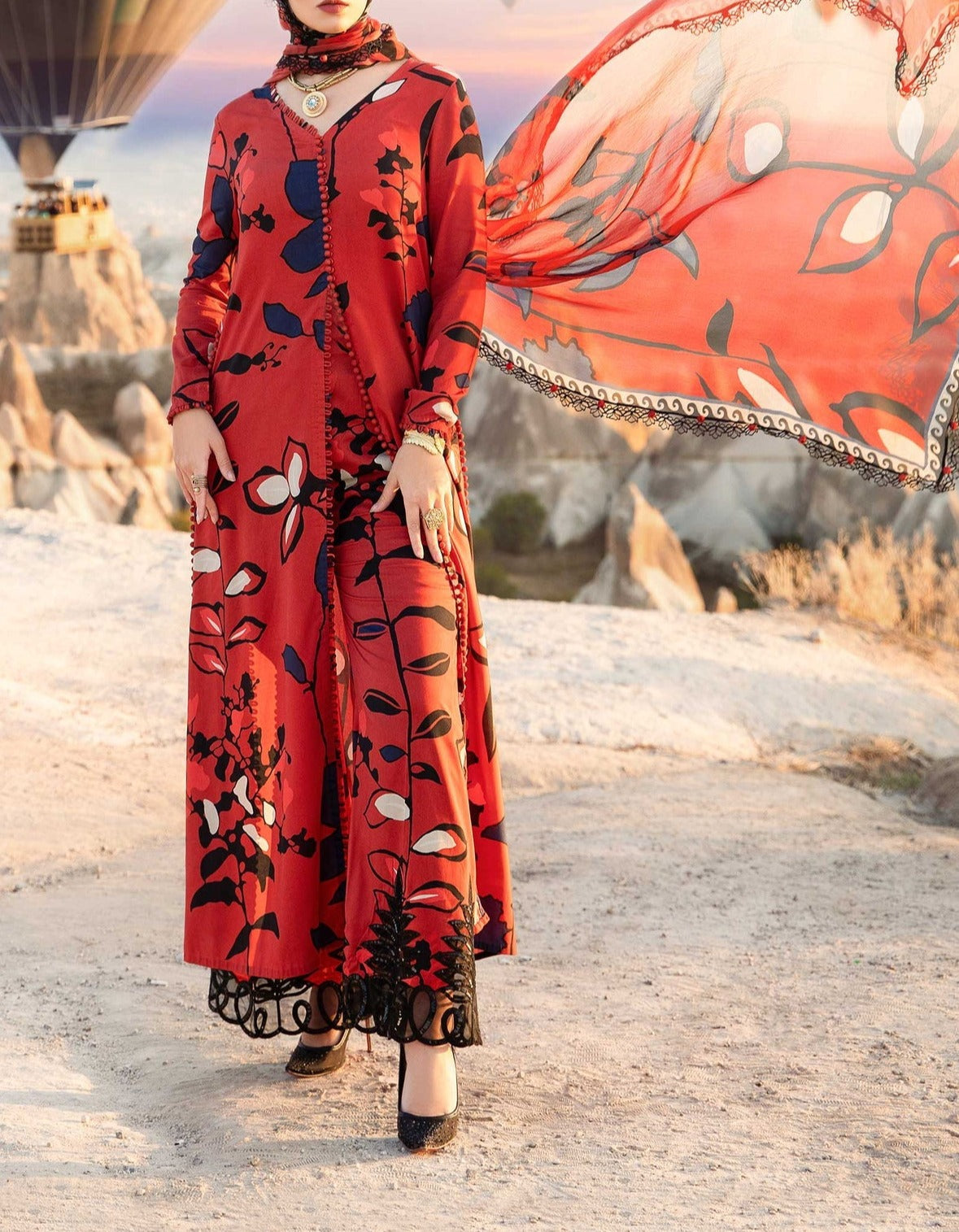 SMT S642-Printed 3pc Lawn dress with Printed silk dupatta.