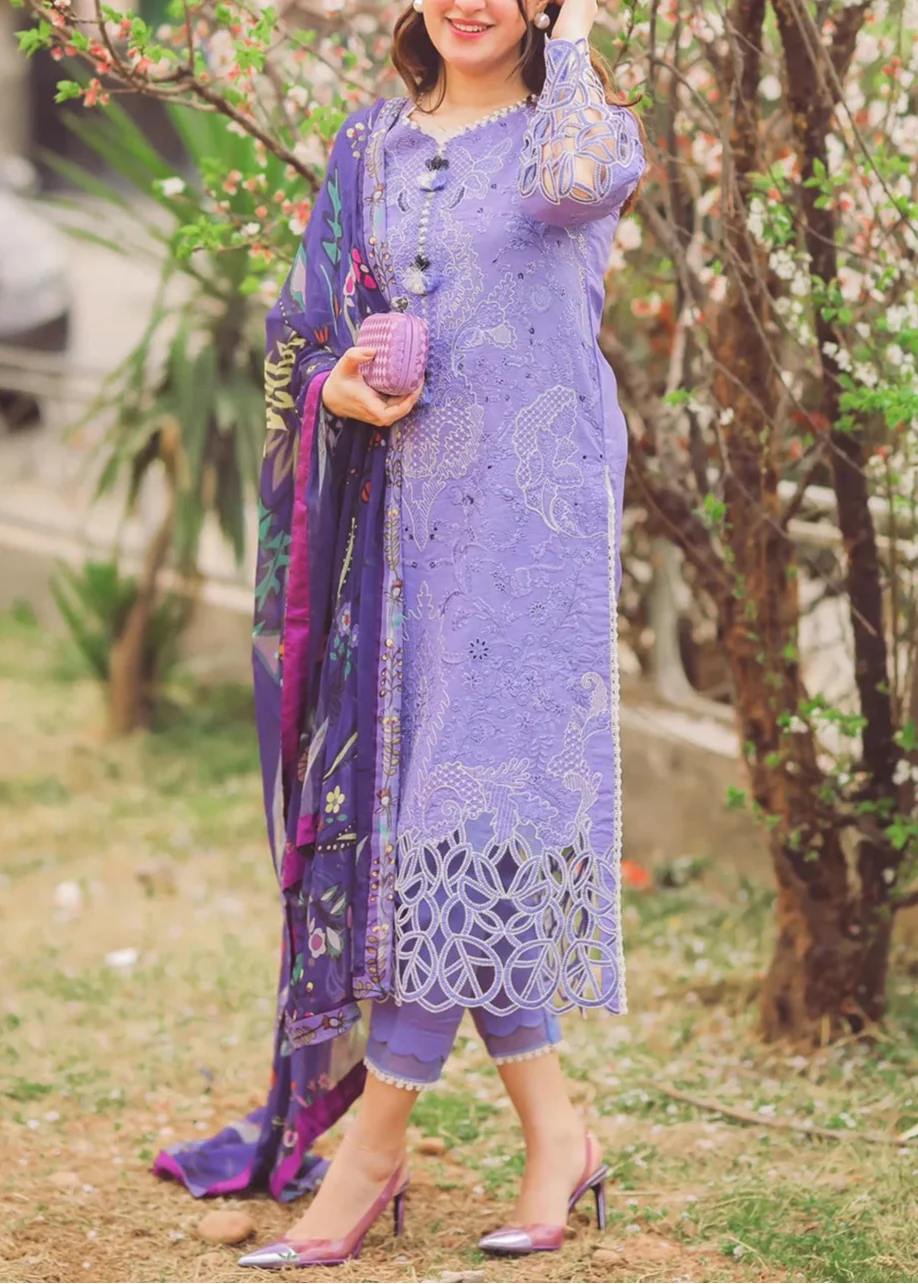 SMT S765 -Embroidered 3pc lawn dress with Digital printed munaar dupatta