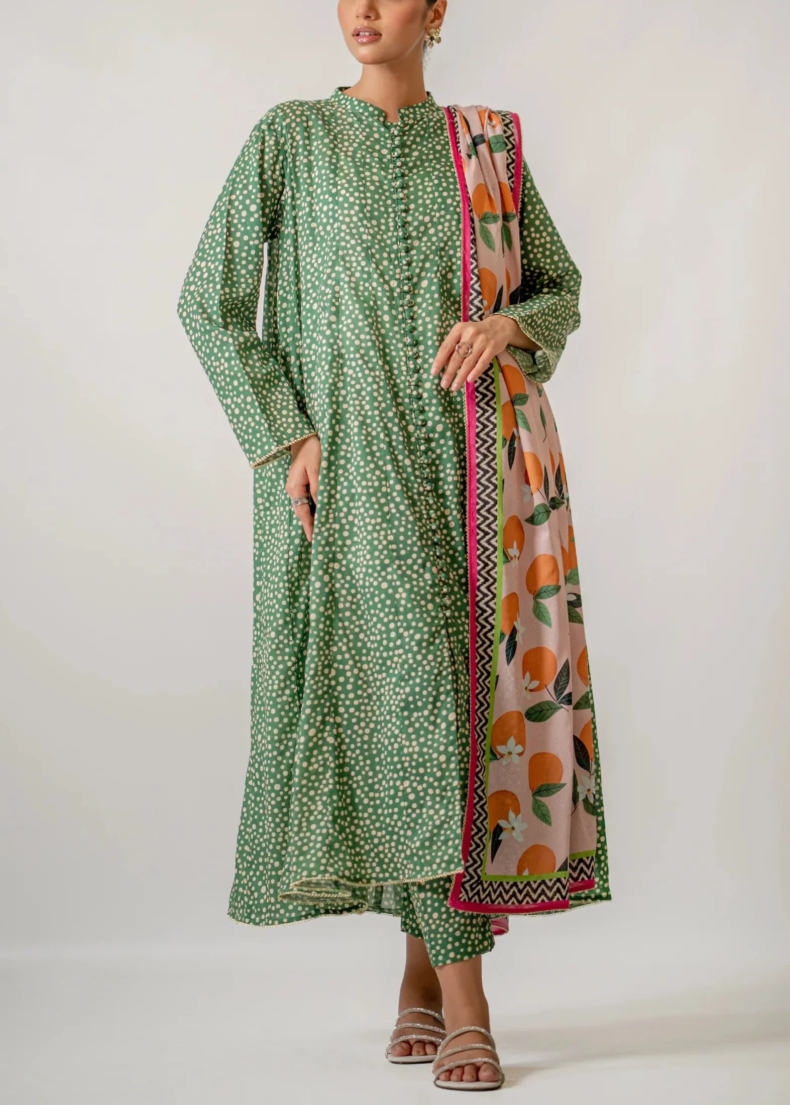 SMT S995-Digital Printed 3pc Lawn Dress with Digital Printed Lawn Dupatta.