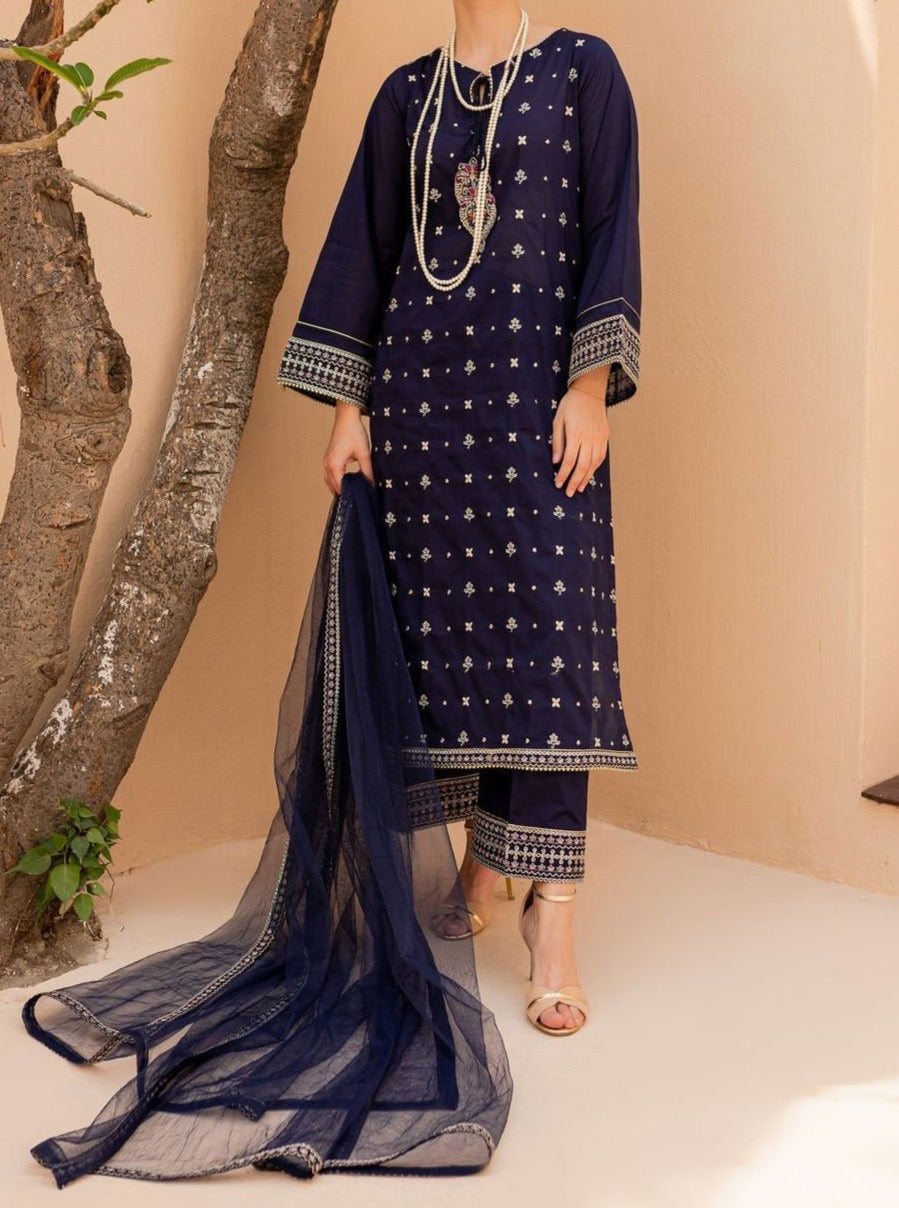 SMT S479-Embroidered 3pc lawn dress with embroidered organza dupatta.