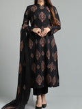 SMT W441-Embroidered 3pc karandi dress with embroidered chiffon dupatta.