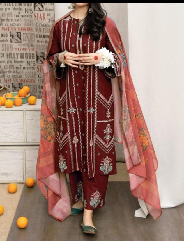 SMT S656-Embroidered 3PC Lawn with Printed munar dupatta.
