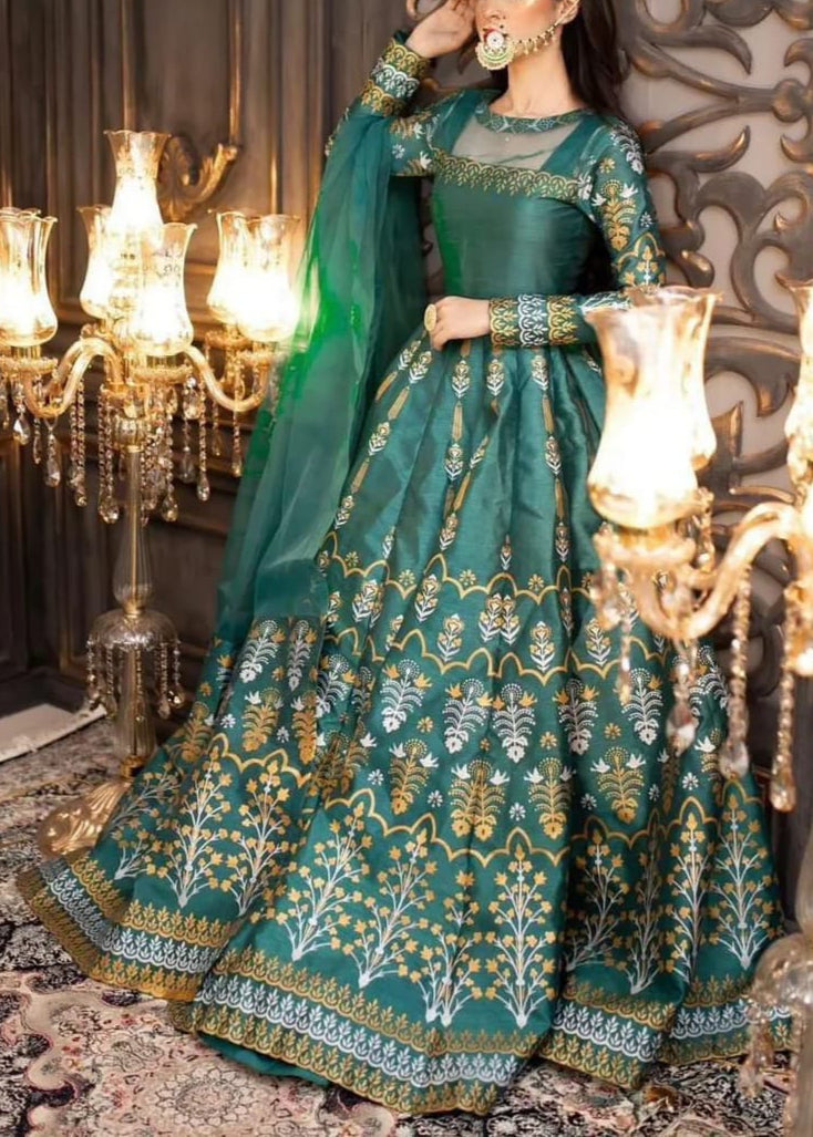 SMT W654-Embroidered 3pc Kataan Silk Dress With Embroidered  Organza Dupatta.