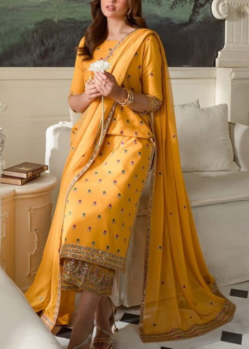 SMT S1012-Embroidered 3pc Lawn Dress with Embroidered Munar Dupatta.
