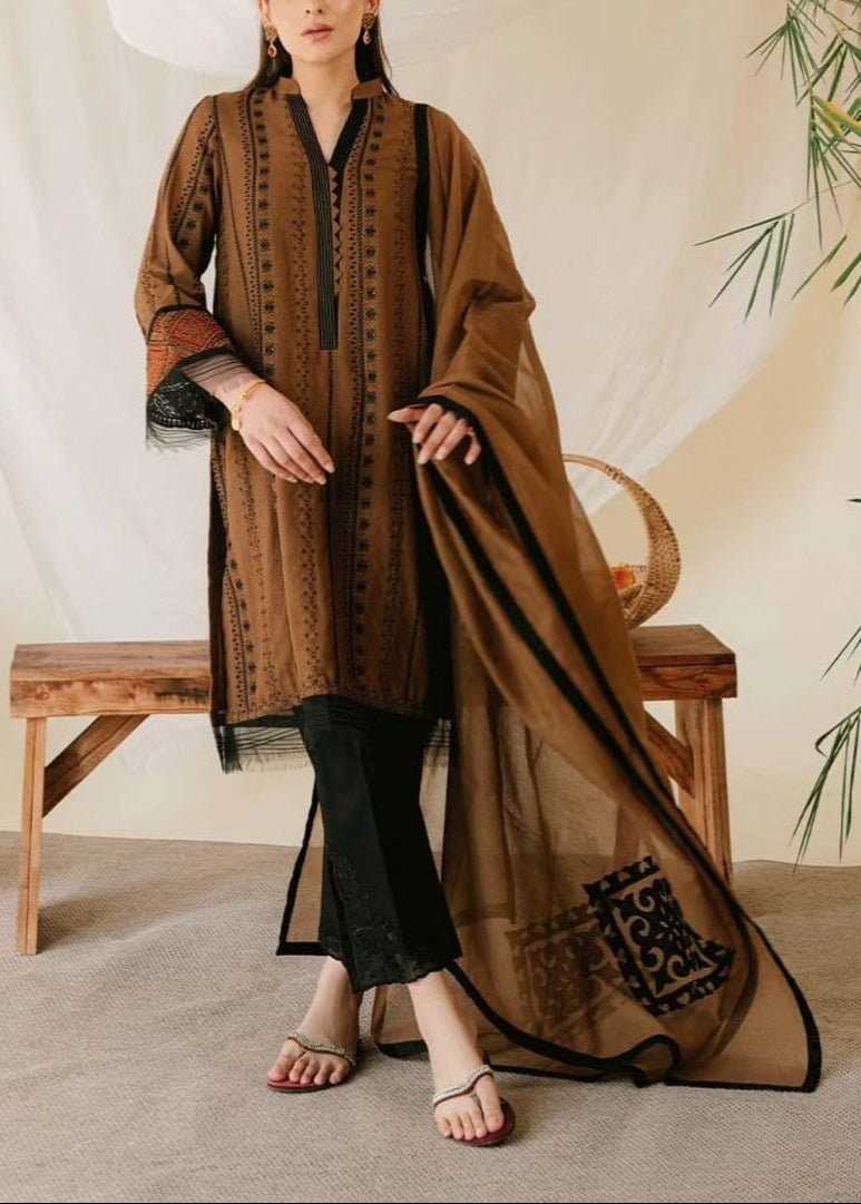 SMT S1009-Embroidered 3pc Lawn Dress with Embroidered Munar Dupatta.