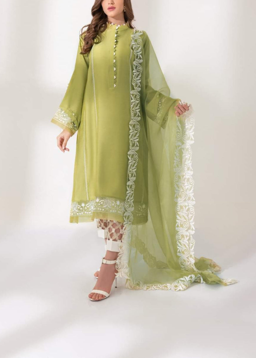 SMT S1011-Embroidered 3pc Lawn Dress with Embroidered Munar Dupatta.