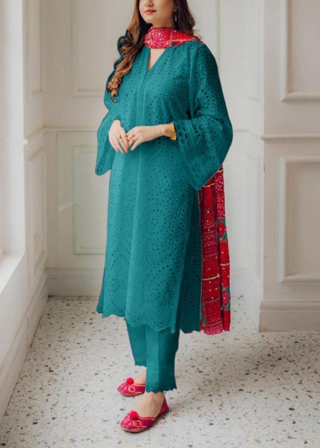 SMT S1076 Embroidered 3PC CHIKANKARI Lawn Dress With Printed Munar Dupatta.