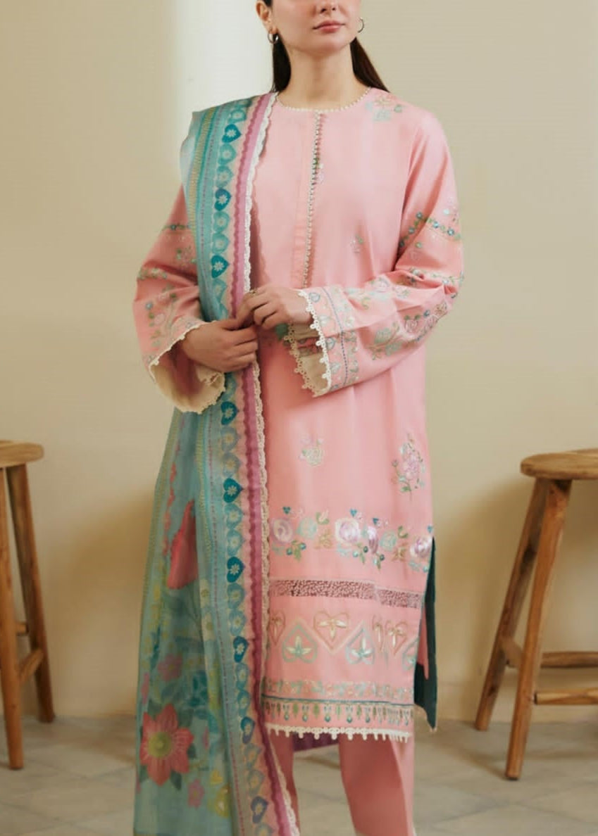 SMT S1189-Embroidered 3pc Lawn Dress With Printed Munar Dupatta.