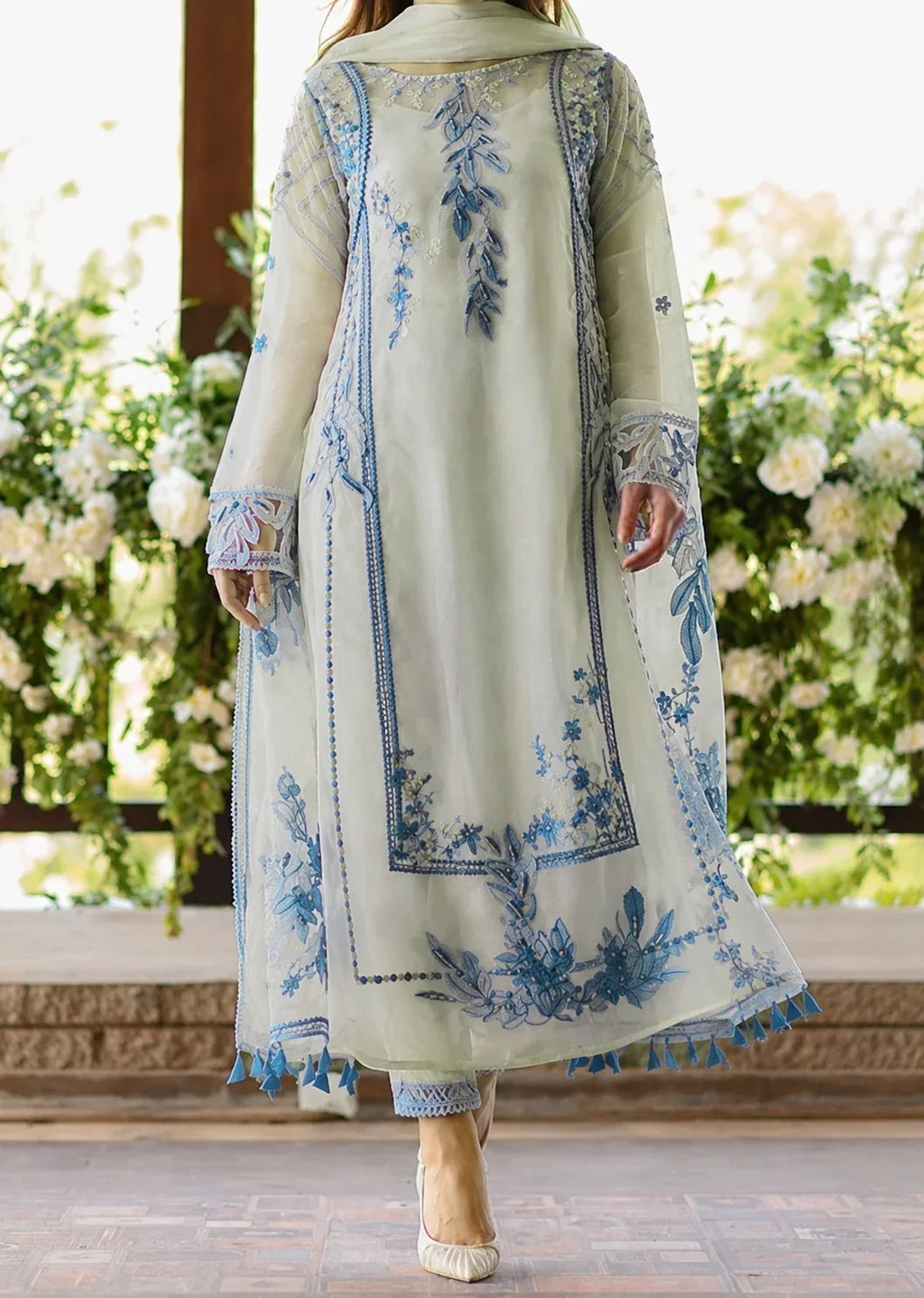 SMT W1080 - Embroidered 3pc Marina Dress With Embroidered Chiffon Dupatta.