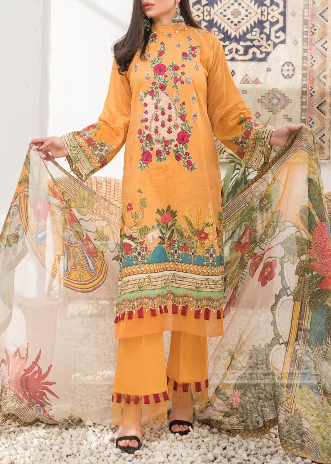 SMT S1090-Embroidered 3pc Lawn dress with Printed Chiffon Dupatta.
