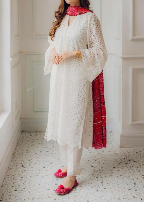 SMT S903-Embroidered 3PC CHIKANKARI Lawn Dress With Printed Munar Dupatta.