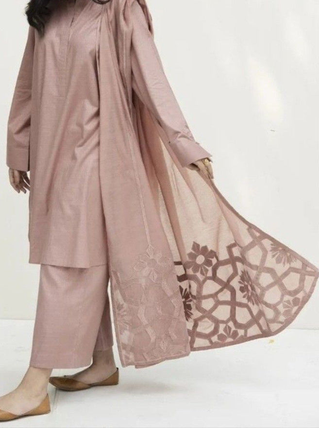 SMT S1271-Embroidered 3pc Lawn Dress With Embroidered Munar Dupatta.