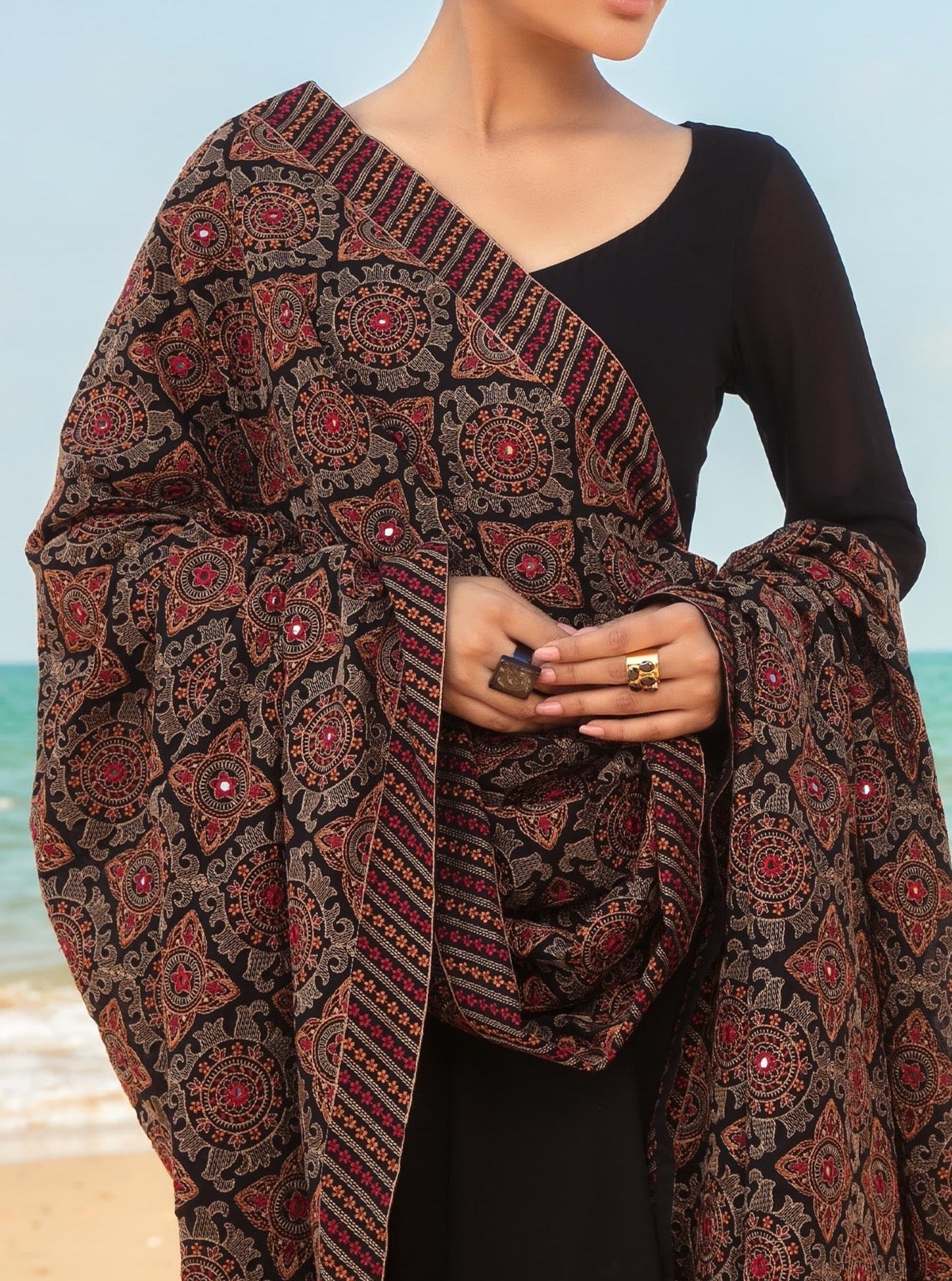 SMT W193-Plain 3pc marina dress with Embroidered marina shawl.