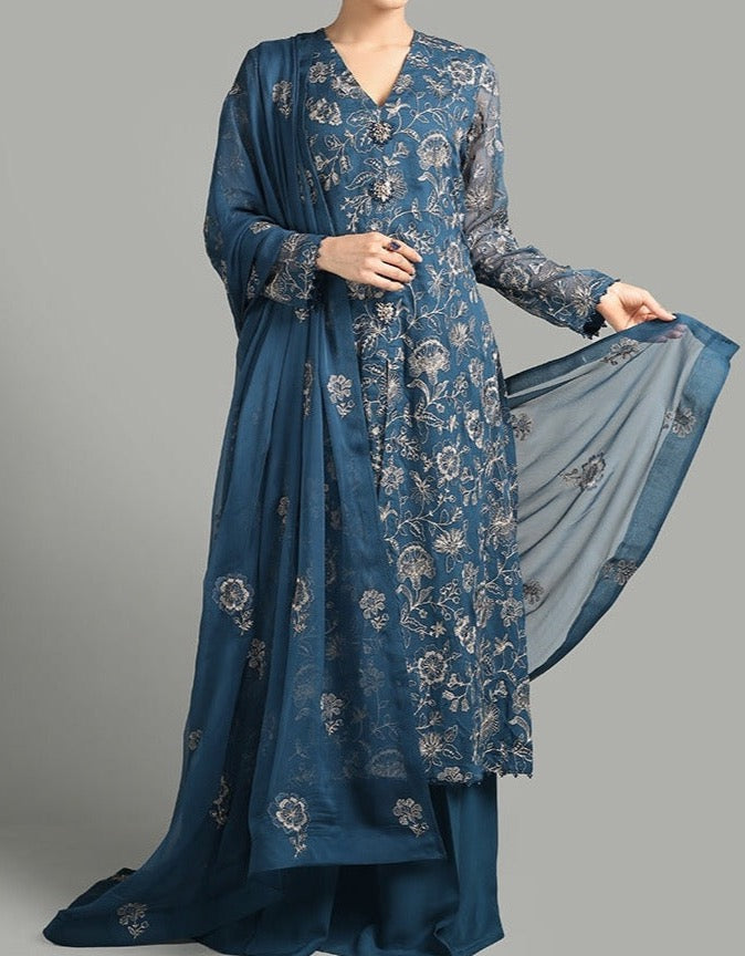 SMT S641-Embroidered 3pc lawn dress with Embroidered chiffon dupatta.