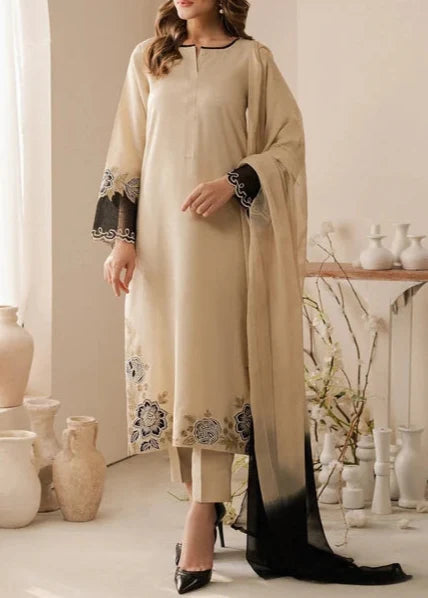 SMT S1021-Embroidered 3pc Lawn dress with Embroidered Chiffon Dupatta.