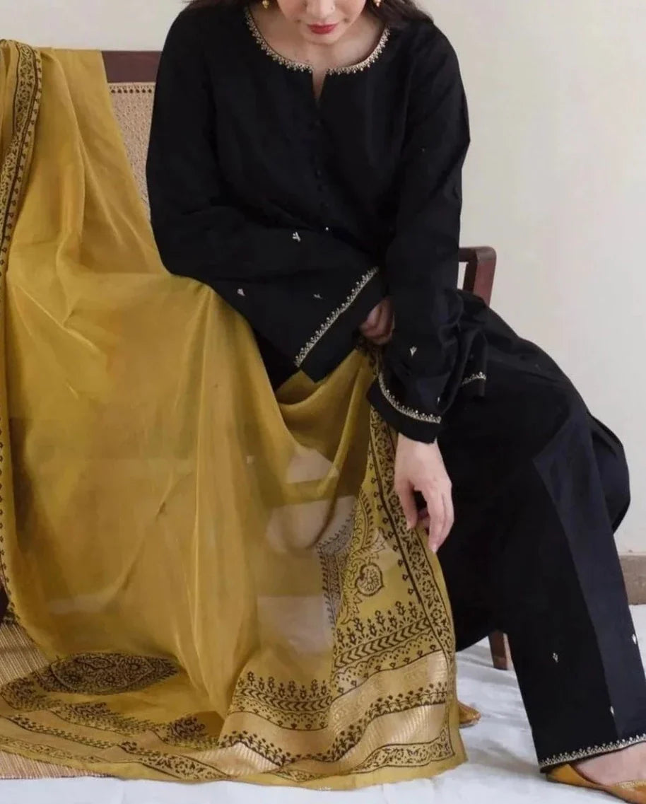 SMT W345-Embroidered 3pc Marina dress with Printed Marina dupatta.