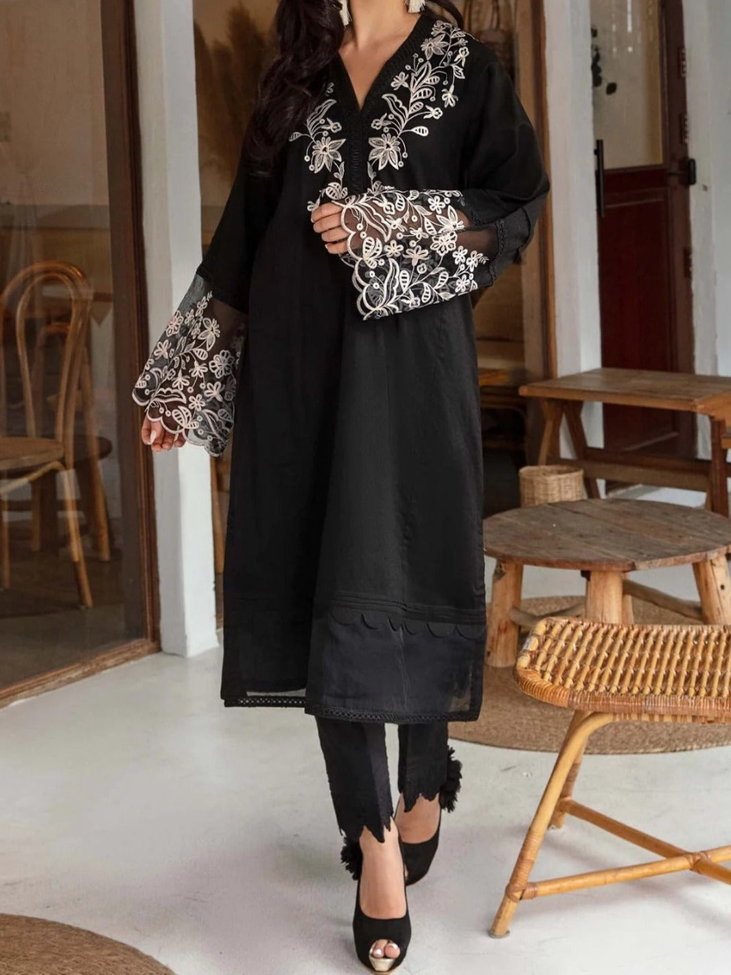 SMT S409 -Embroidered 2pc lawn dress