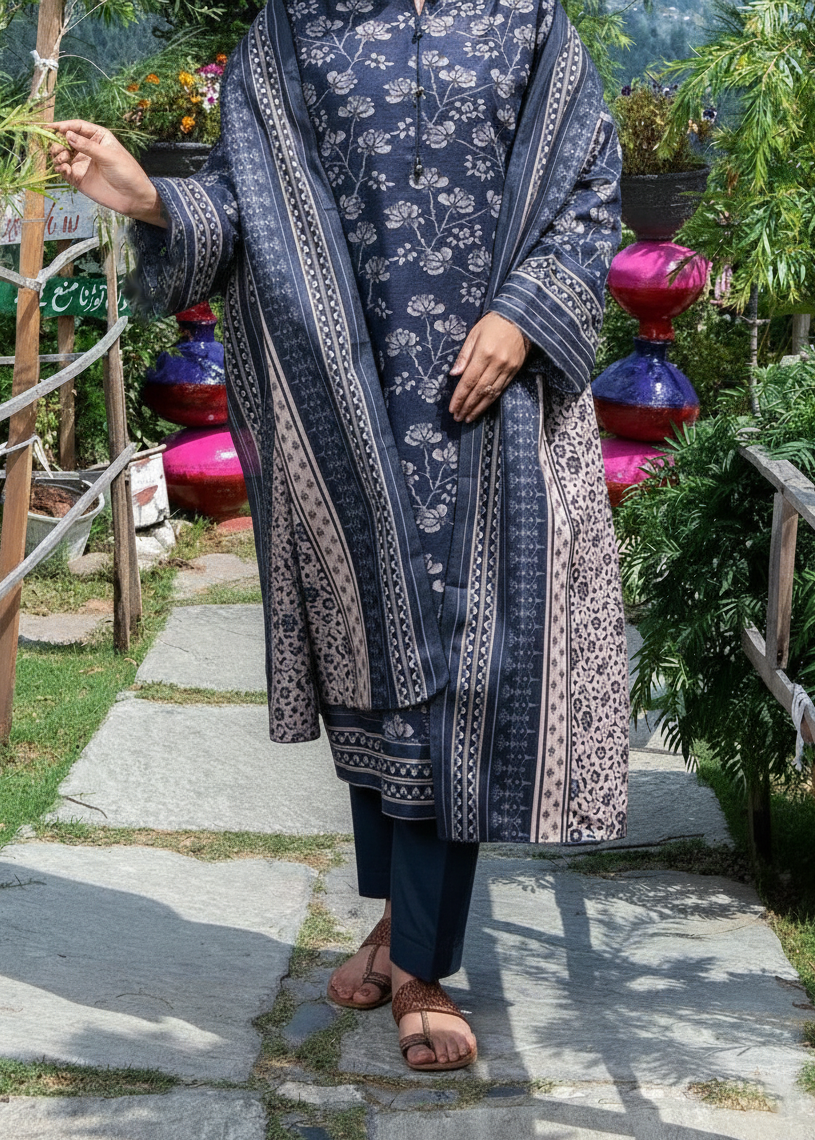 SMT W878 - Digital Printed 3pc Karandi Dress With Digital Printed Karandi Shawl.